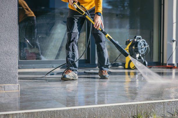 Why Choose Our Certified Pressure Washing Experts for Your Project Needs in Kensett, AR?